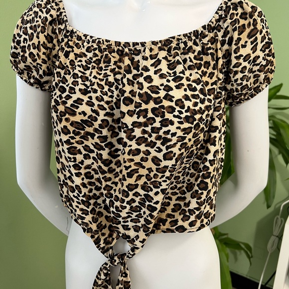 Ambiance Tops - Ambiance Leopard Print Off-Shoulder Tie Front Crop Top Size M